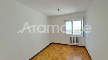 Pisos-Venta-Oviedo-2346745-Foto-9-Carrousel