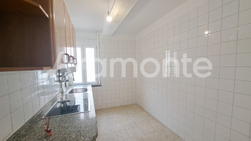 Pisos-Venta-Oviedo-2346745-Foto-45-Carrousel
