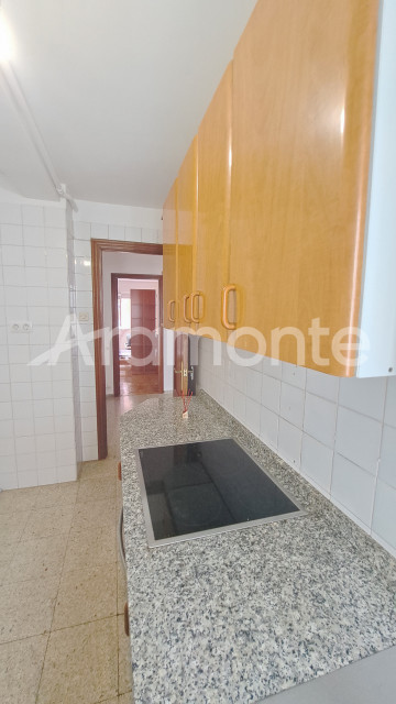 Pisos-Venta-Oviedo-2346745-Foto-48-Carrousel
