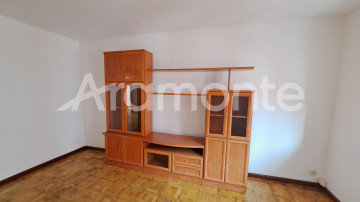 Pisos-Venta-Oviedo-2346745-Foto-7-Carrousel