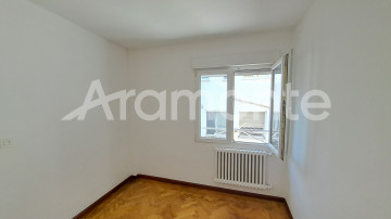 Pisos-Venta-Oviedo-2346745-Foto-11-Carrousel