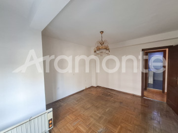 Pisos-Alquiler-Oviedo-2356167-Foto-21-Carrousel