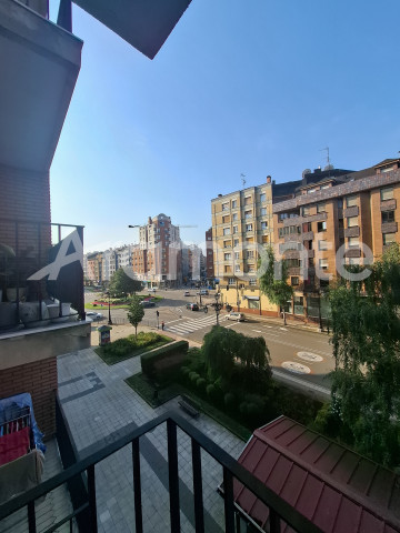 Pisos-Alquiler-Oviedo-2356167-Foto-32-Carrousel