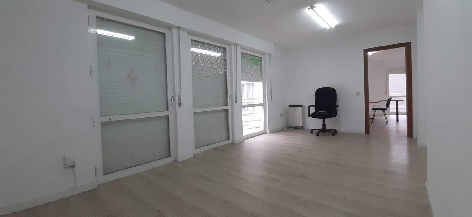 Oficinas-Venta-Benavente-681340-Foto-7