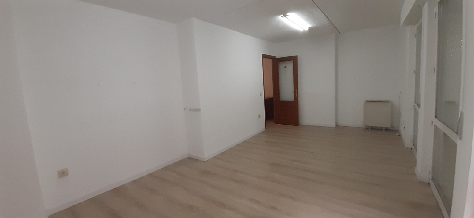 Oficinas-Venta-Benavente-681340-Foto-6