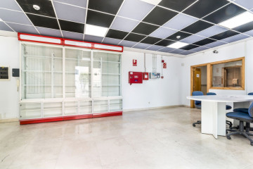 Naves-Venta-AlcalÃ¡ de Henares-630981-Foto-12-Carrousel