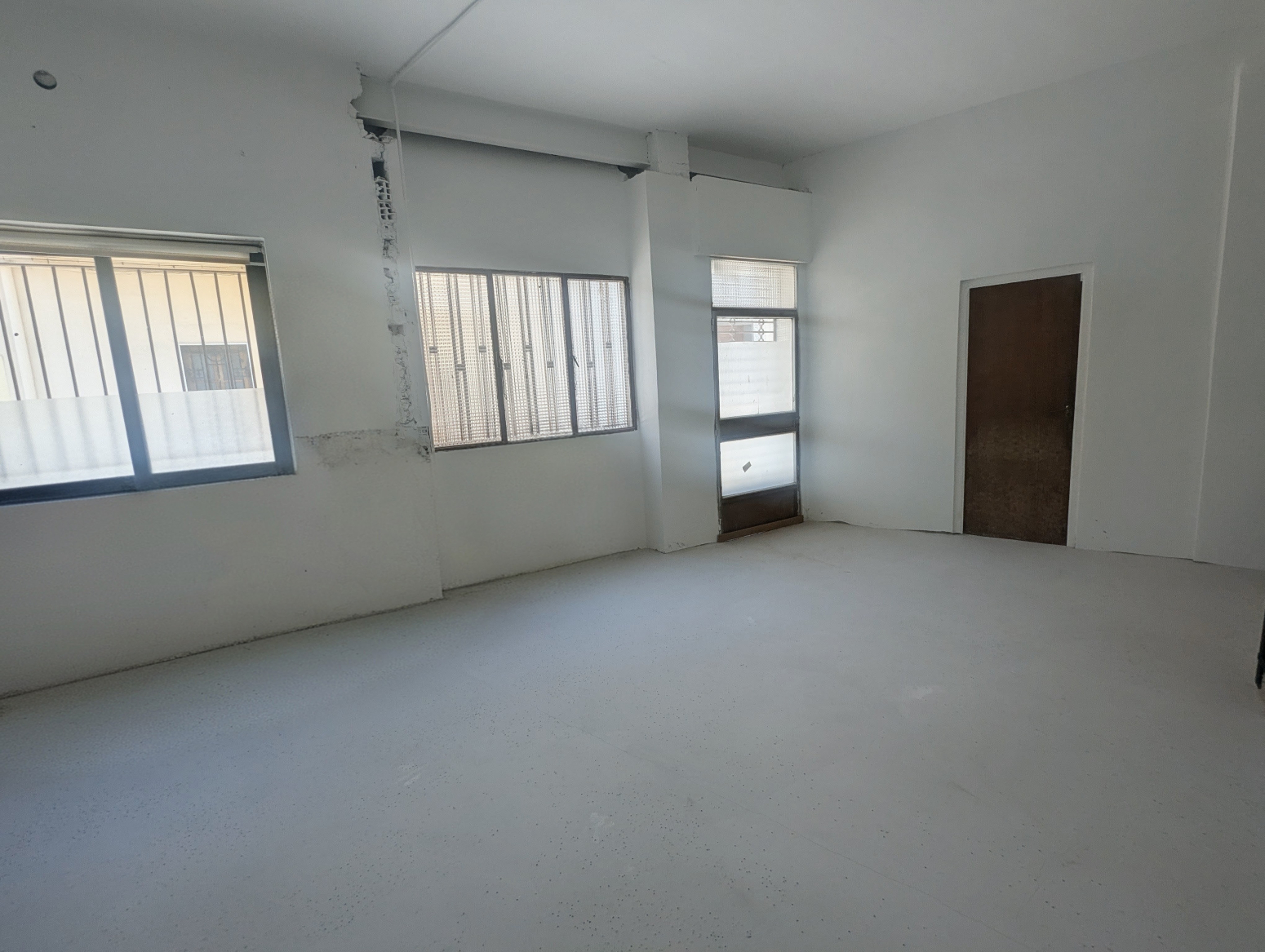 Locales-Alquiler-Alaquas-2363804-Foto-11