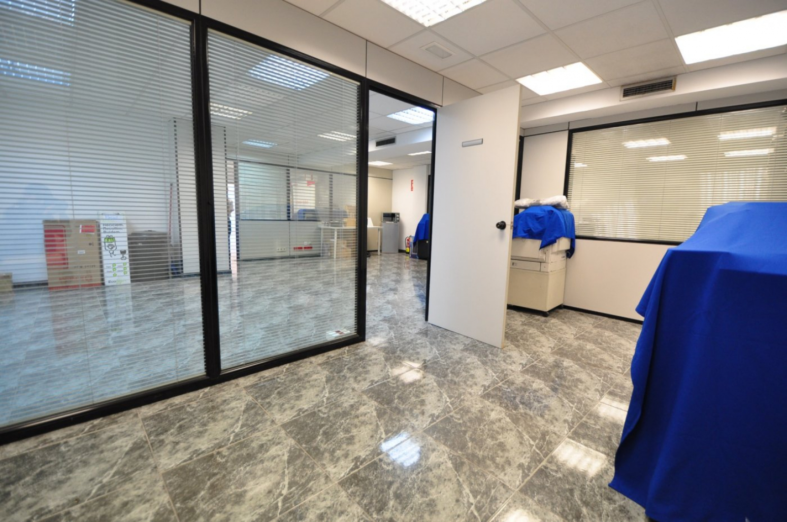 Oficinas-Venta-Barcelona-982125-Foto-10