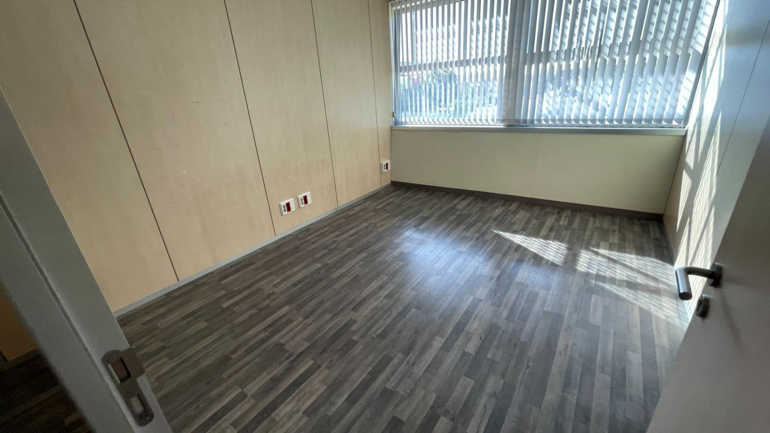 Naves-Venta-Barcelona-982138-Foto-35