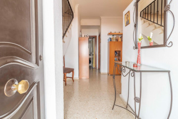 Casas o chalets-Venta-Utrera-1071145-Foto-2-Carrousel