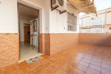 Casas o chalets-Venta-Utrera-1071145-Foto-0-Carrousel