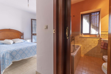 Casas o chalets-Venta-Utrera-1133244-Foto-41-Carrousel