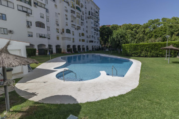 Pisos-Venta-Sevilla-1276145-Foto-1-Carrousel