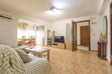 Pisos-Venta-Sevilla-1385948-Foto-5-Carrousel