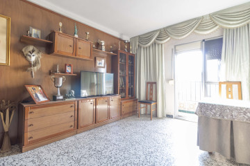 Pisos-Venta-Sevilla-1394964-Foto-1-Carrousel