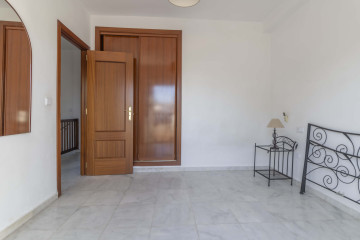 Casas o chalets-Venta-Pilas-1402073-Foto-25-Carrousel