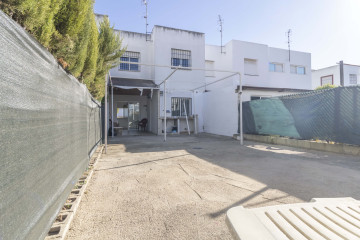 Casas o chalets-Venta-Pilas-1402073-Foto-12-Carrousel