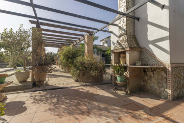 Casas o chalets-Venta-Carmona-1404574-Foto-14-Carrousel