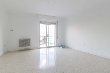 Pisos-Venta-Sevilla-1432687-Foto-1-Carrousel