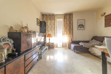 Pisos-Venta-Sevilla-1460775-Foto-2-Carrousel