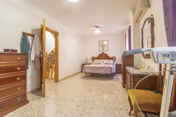 Casas o chalets-Venta-Sevilla-1536366-Foto-25-Carrousel