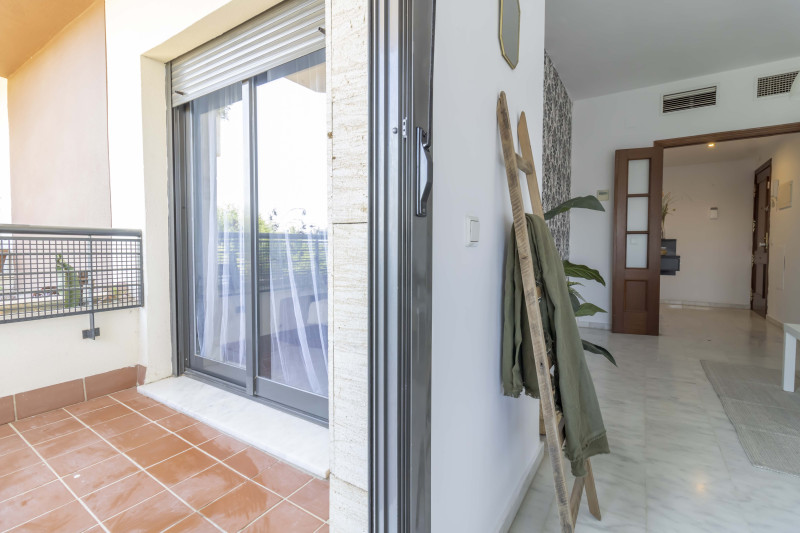Pisos-Venta-Mairena del Aljarafe-2300401-Foto-9