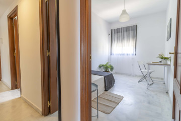 Pisos-Venta-Mairena del Aljarafe-2300401-Foto-36-Carrousel
