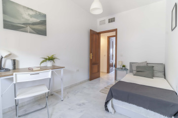 Pisos-Venta-Mairena del Aljarafe-2300401-Foto-39-Carrousel