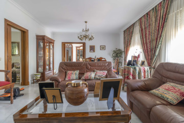 Casas o chalets-Venta-Gines-2308066-Foto-12-Carrousel