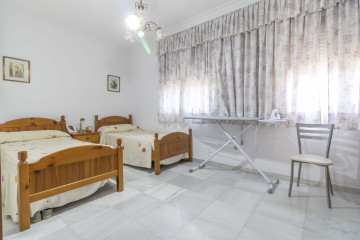 Casas o chalets-Venta-Gines-2308066-Foto-43-Carrousel
