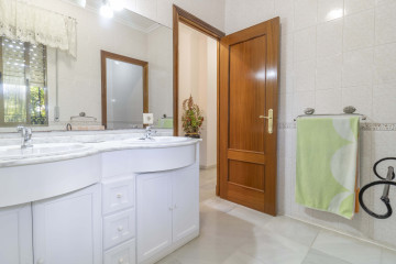 Casas o chalets-Venta-Gines-2308066-Foto-40-Carrousel