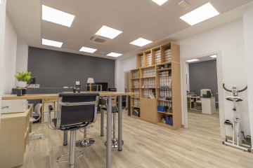 Locales-Venta-Sevilla-2314561-Foto-3-Carrousel