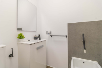 Locales-Venta-Sevilla-2314561-Foto-18-Carrousel