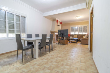Casas o chalets-Venta-Espartinas-2346802-Foto-23-Carrousel