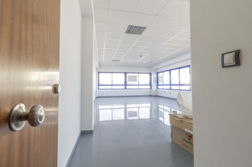 Oficinas-Alquiler-Dos Hermanas-2348858