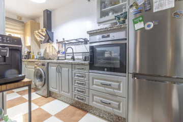 Pisos-Venta-Sevilla-2352600-Foto-3-Carrousel