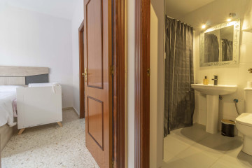 Pisos-Venta-Sevilla-2352600-Foto-31-Carrousel