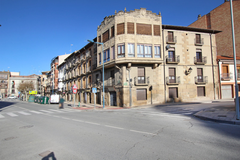 Locales-Venta-Tafalla-1652191-Foto-2
