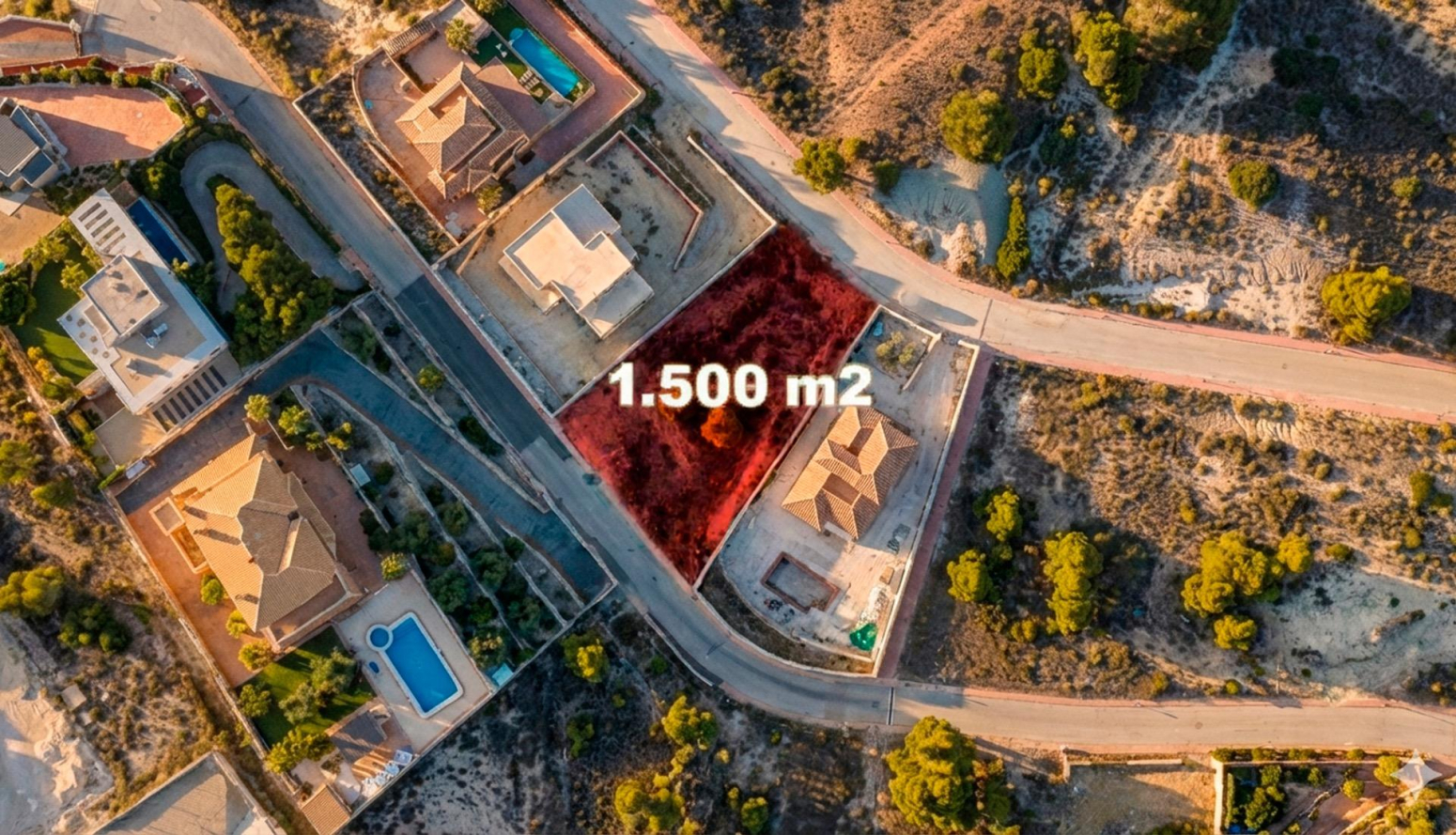 fincas-y-solares en molina-de-segura · calle-cometa-17 160000€