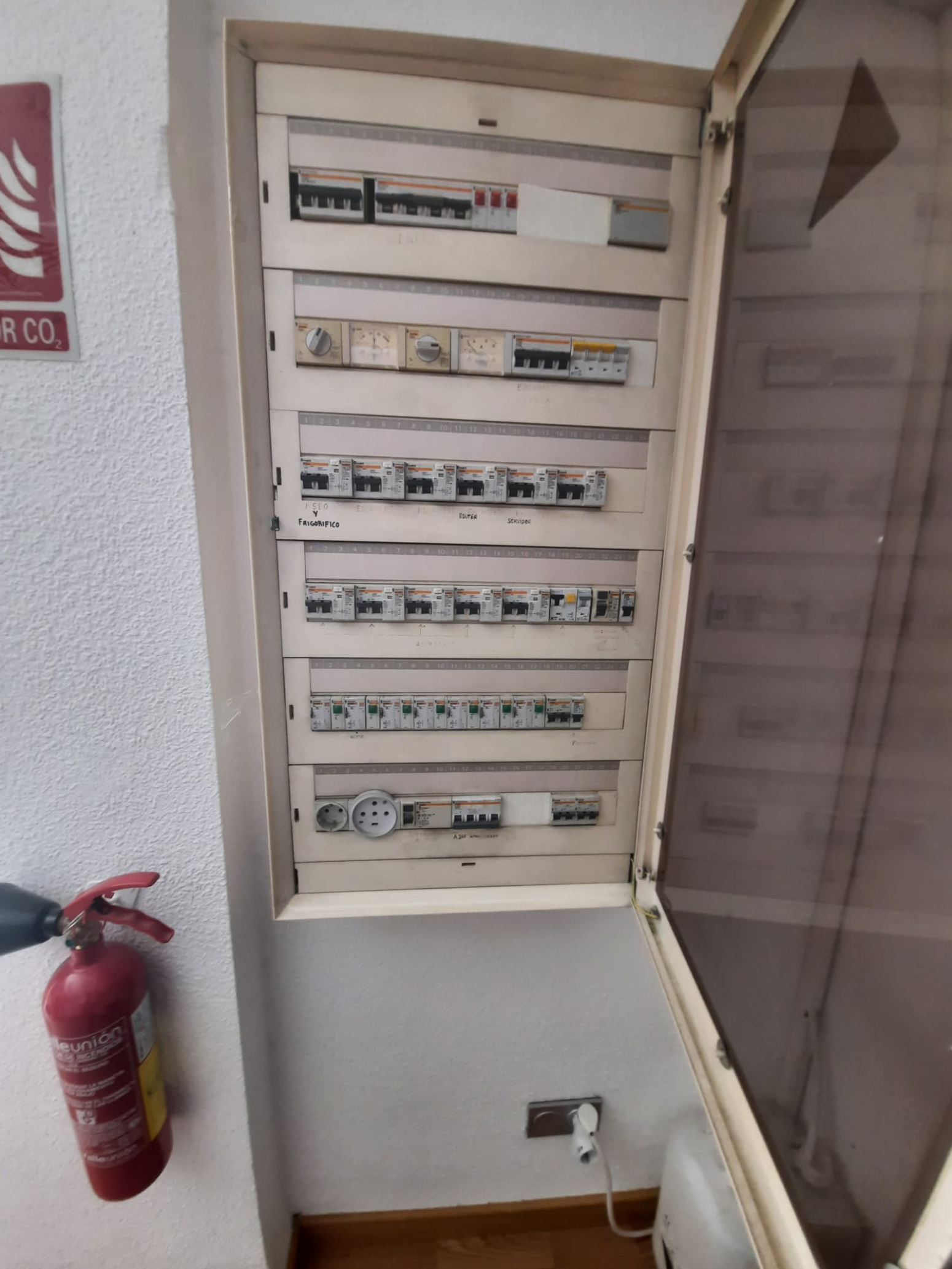 oficinas en murcia · av-pinos-9 1452€