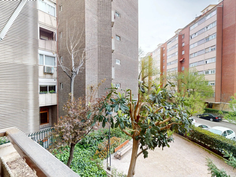 Piso a Reformar junto al Retiro en el barrio de la Estrella
