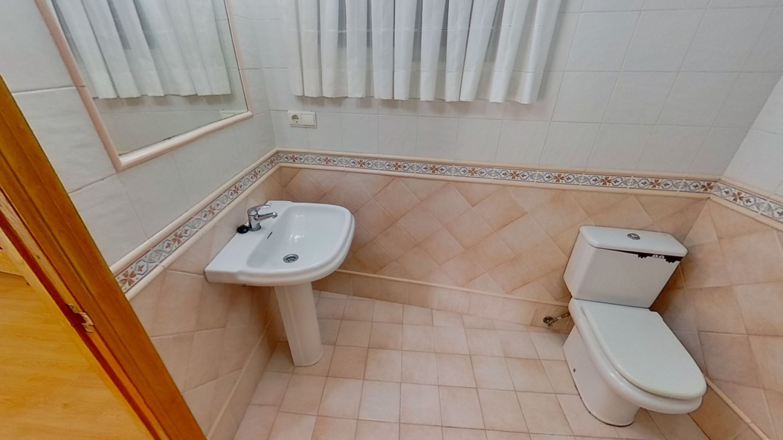 Pisos-Venta-Laredo-1437538-Foto-13