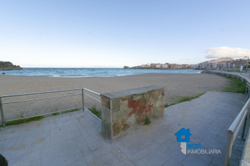 Locales-Venta-Castro-Urdiales-1719033-Foto-1-Carrousel