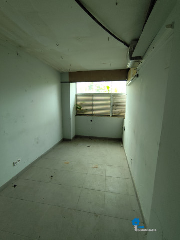 Locales-Alquiler-Laredo-2347487-Foto-9-Carrousel