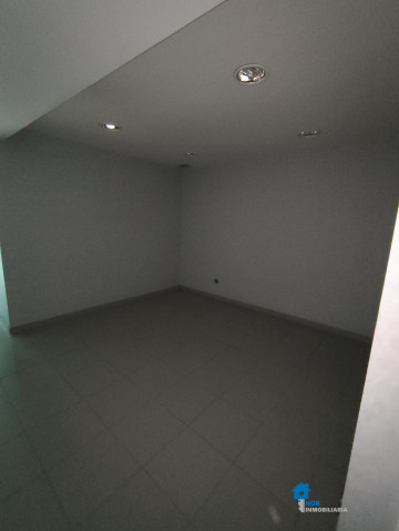 Locales-Alquiler-Laredo-2347487-Foto-6-Carrousel