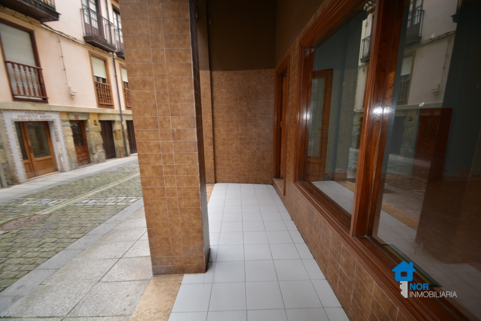 Locales-Venta-Laredo-2347515-Foto-3