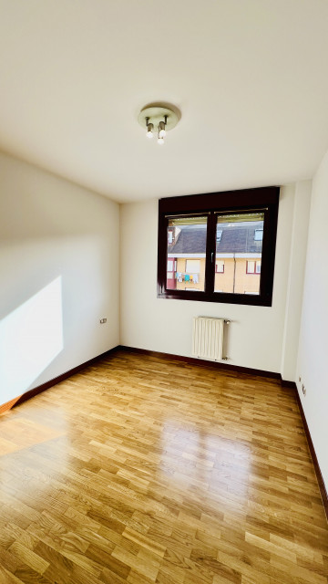 Pisos-Venta-Oviedo-1041376-Foto-37-Carrousel
