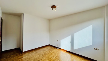 Pisos-Venta-Oviedo-1041376-Foto-43-Carrousel