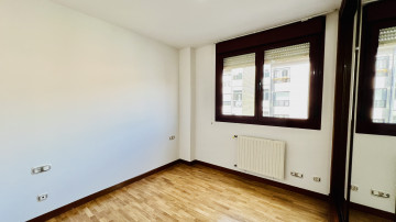 Pisos-Venta-Oviedo-1041376-Foto-32-Carrousel