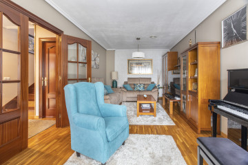 Casas o chalets-Venta-AvilÃ©s-1423235-Foto-6-Carrousel